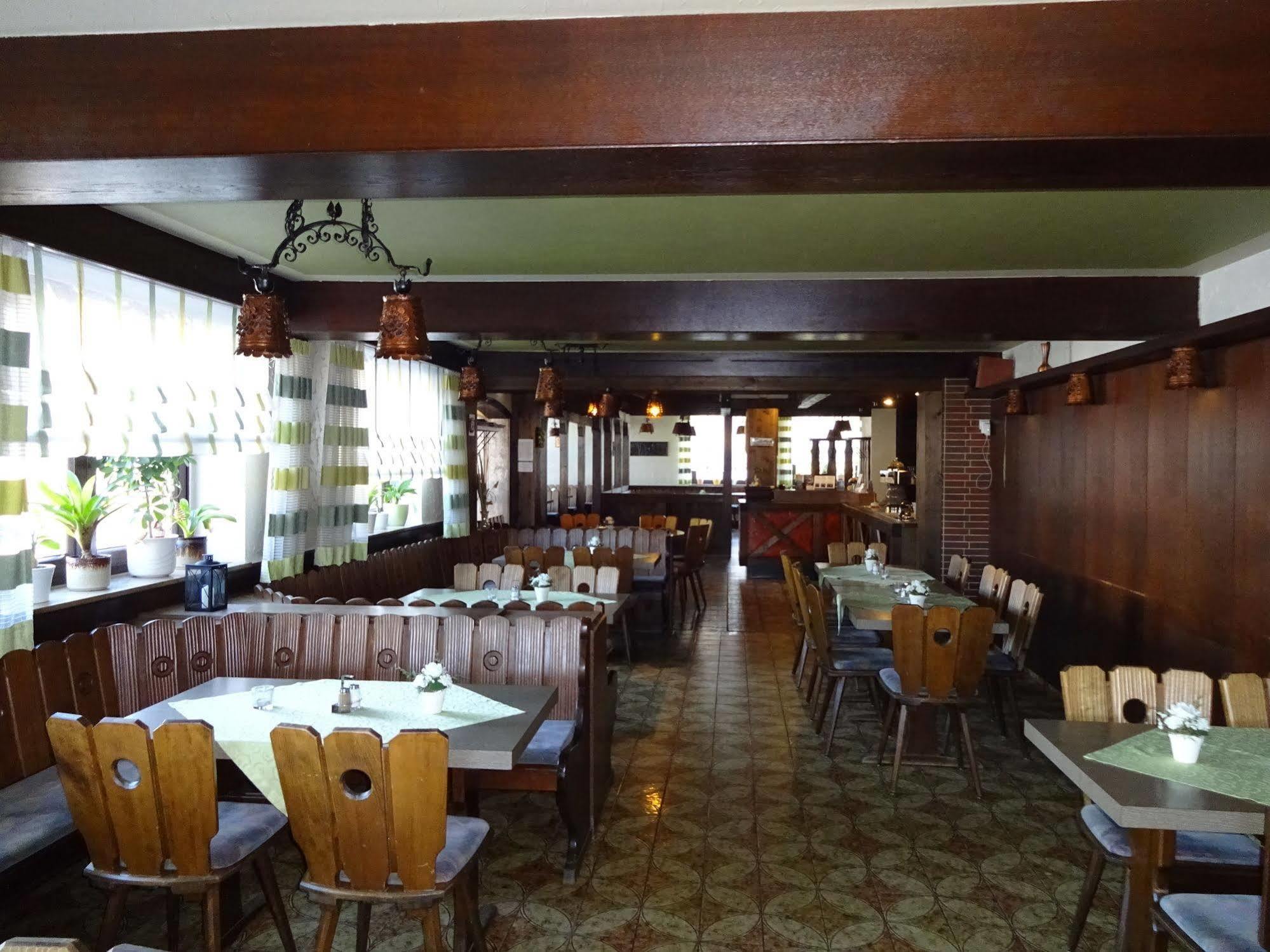 Gasthof Hotel Zum Ross Wertheim Eksteriør billede